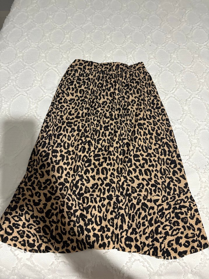Leopar desenli yırtmaçlı etek M beden. - Görsel 2