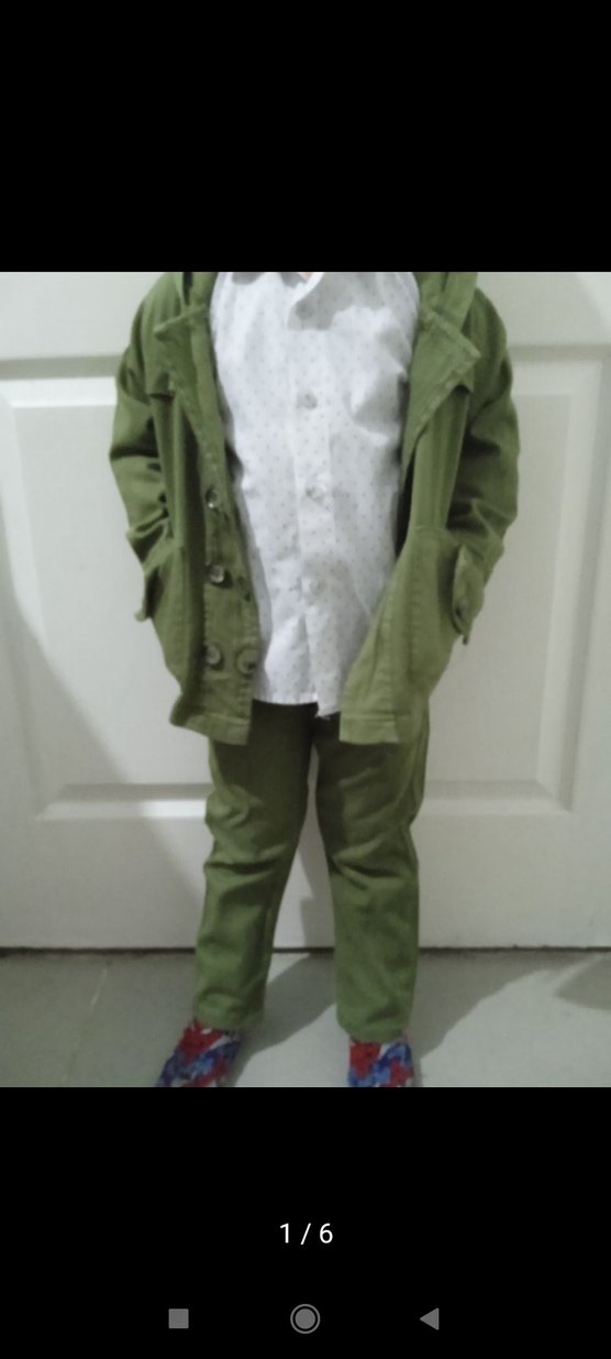 Çocuk Yeşil Düğmeli Takım - Görsel 3