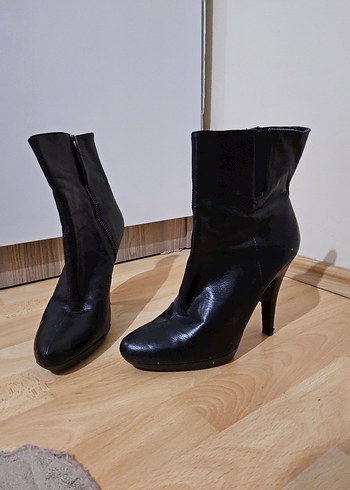 Nine West 37,5
