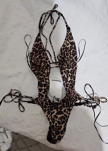 Bershka Zürafa Desen Mayo - Görsel 2