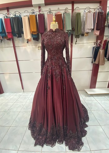 Henna Gelinlik Nişanlık Nişan elbisesi Bordo Nakışlı Uzun Kollu Abiye Elbise