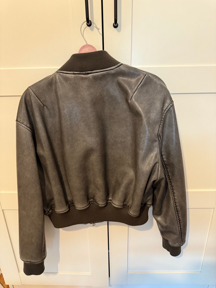 Gri Deri Kadın Ceket - Rahat Kesim - Görsel 2