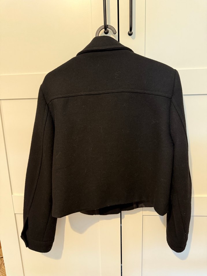 Düğmeli Siyah Kadın Kaban - Görsel 2