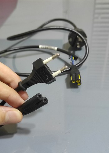 Sony Video Kamera Adaptörü - Şarj aleti ve kabloları - Görsel 7