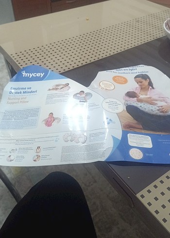 Çiçek Desenli Bej Emzirme ve Hamilelik Yastığı - Görsel 2