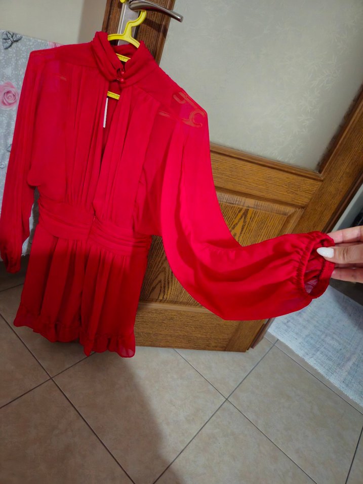 Dik yakalı tam kalıp şifon elbise - kırmızı - Görsel 4