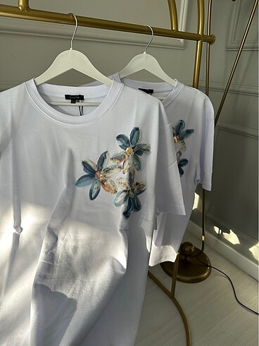 Çiçekli basic Tshirt - Görsel 5