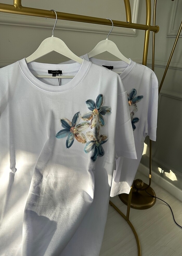 Çiçekli basic Tshirt - Görsel 5