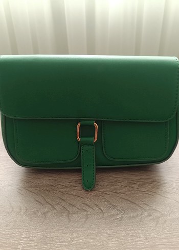 Zara Yeşil Deri Kadın Omuz Çantası