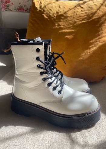 Gri Deri Kadın Platform Botları - Görsel 2