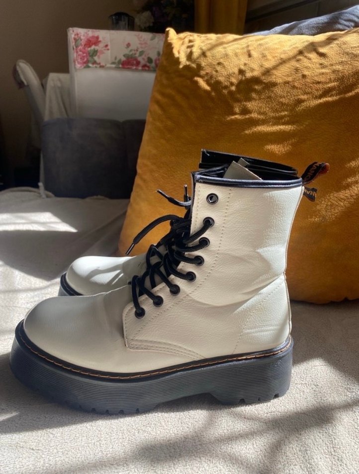 Gri Deri Kadın Platform Botları - Görsel 3