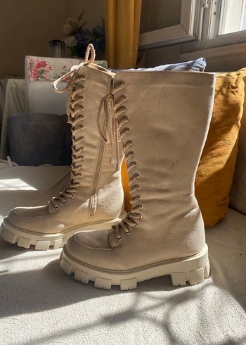 Bej Süet Yüksek Topuklu Kadın Çizme - Görsel 2