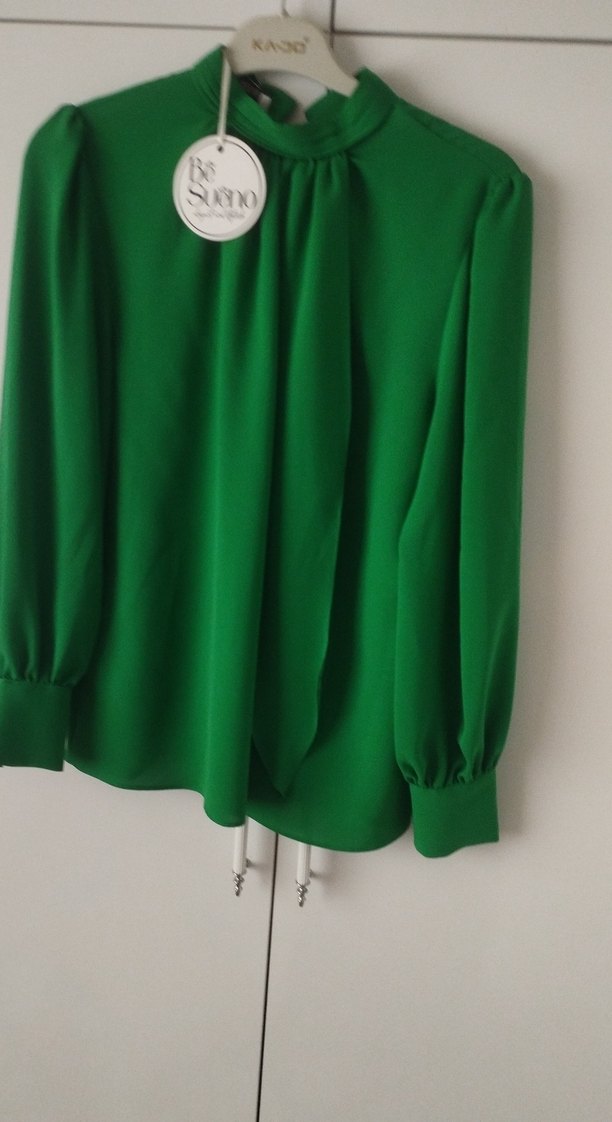 Drapeli Yeşil Kadın Bluz - Görsel 2