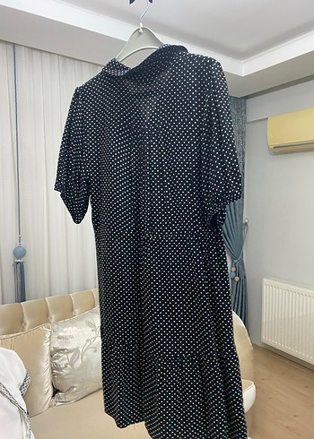 xl Beden siyah Renk Düğmeli Siyah Puantiyeli Midi Elbise