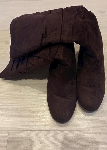 38 Beden Kadın Kahverengi Süet Dolgu Topuklu Diz Altı Çizme