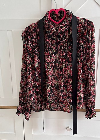 Kolsuz Volanlı Bordo Bağcıklı Bluz