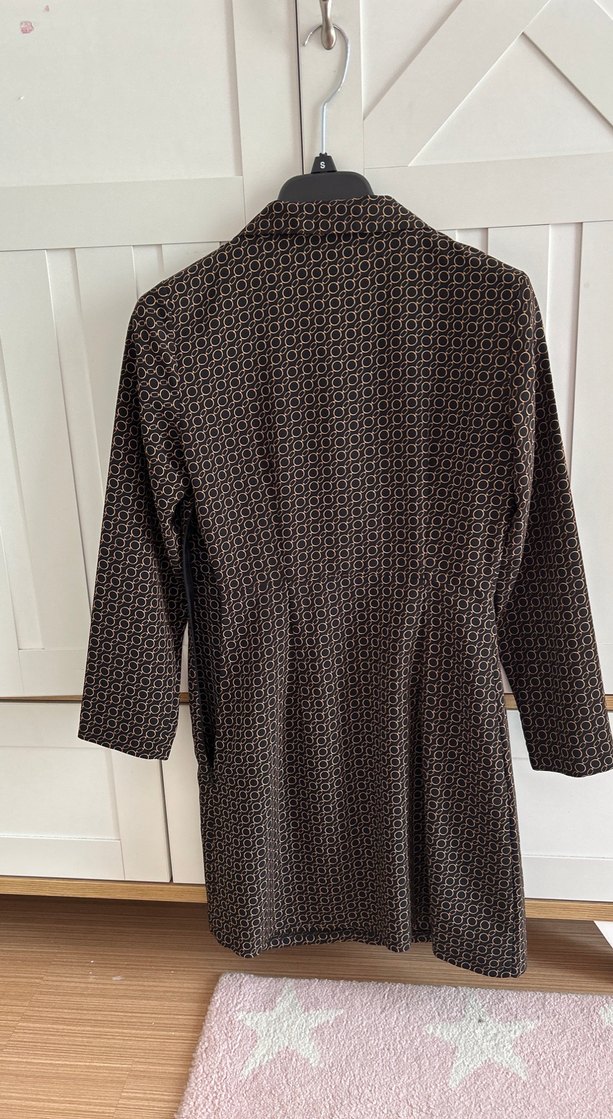 Düğmeli Yılan Desenli Uzun Kadın Kaban - Görsel 2