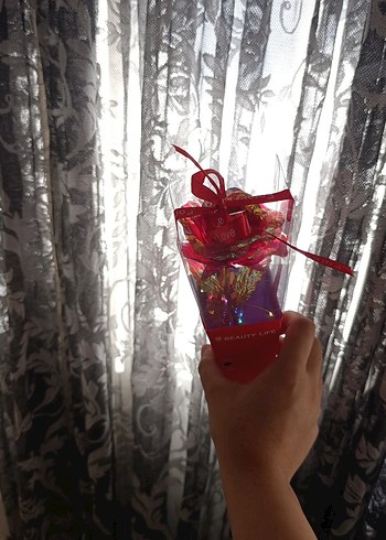 ışıklı yapay kırmızı gül - Görsel 5