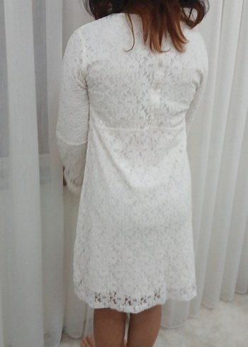 Beyaz Dantel Detaylı Midi Triko Elbise - Görsel 3