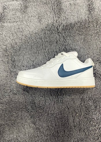 Nike Court