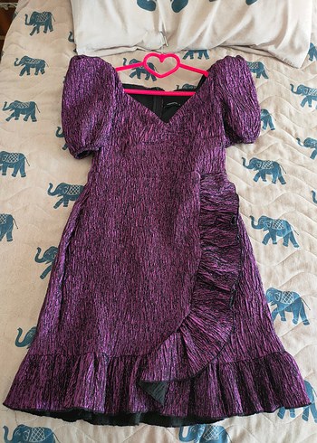 Mor Midi Kadın Elbise, V Yaka, Fırfırlı - Görsel 2