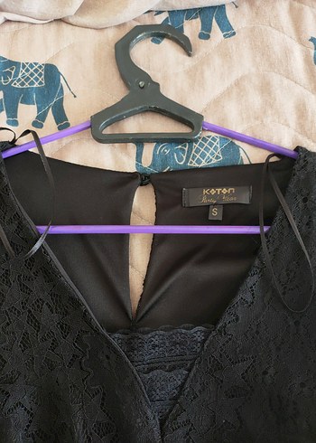 Siyah Dantelli V Yakalı Midi Elbise - Görsel 3