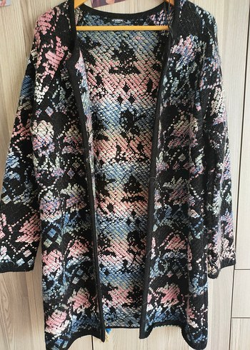 Uzun Bağlama Desenli Bohem Hırka - Görsel 2