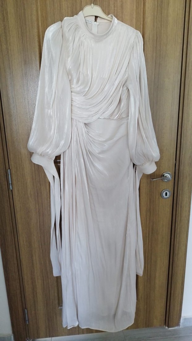 Bej Drapeli Uzun Kol Uzun Elbise - Görsel 3