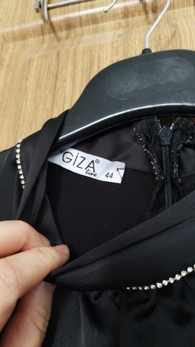 Siyah Uzun Yüksek Yakalı Kadın Elbise - Görsel 3