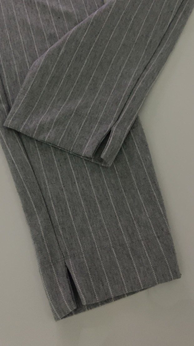 Gri Çizgili Pilili Kadın Kumaş Pantolon - Görsel 4