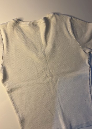 V Yaka Beyaz Kadın Kısa Kollu Pamuklu Tişört - Görsel 3