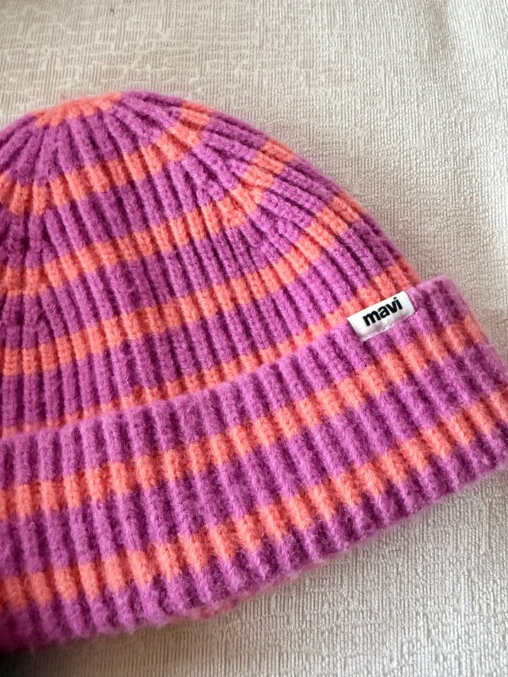 Renkli Çizgili Örgü Bere Mavi Marka - Görsel 2