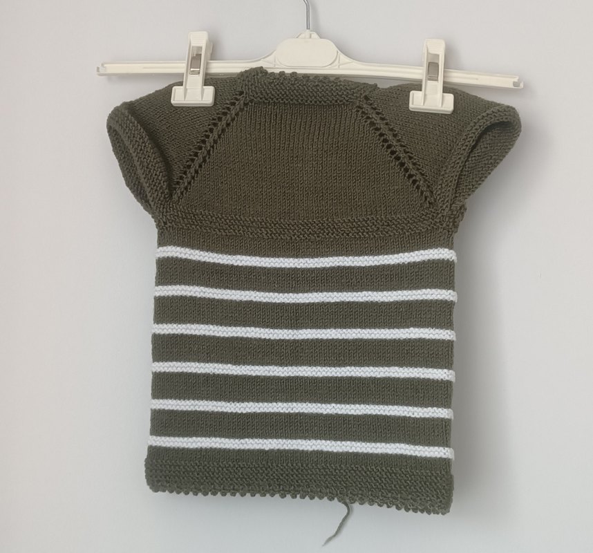 Çocuk Haki Yeşil El Örgüsü Kolsuz Hırka - Görsel 3