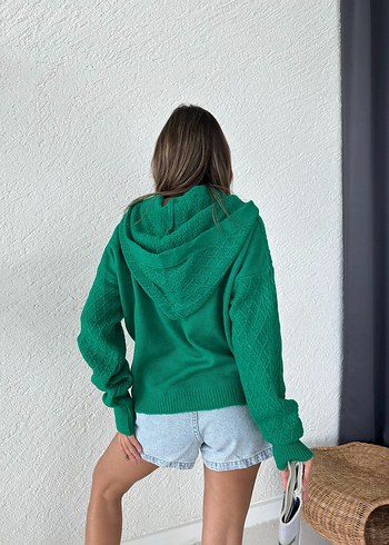 Kapüşonlu Yeşil Kazak - Görsel 2