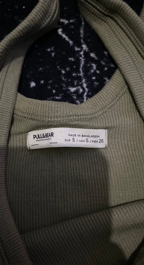 Kadın V Yaka Kolsuz Haki Atlet - Görsel 2