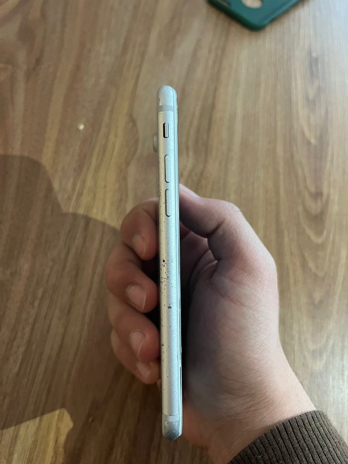 Beyaz iPhone 7 telefon - Görsel 3