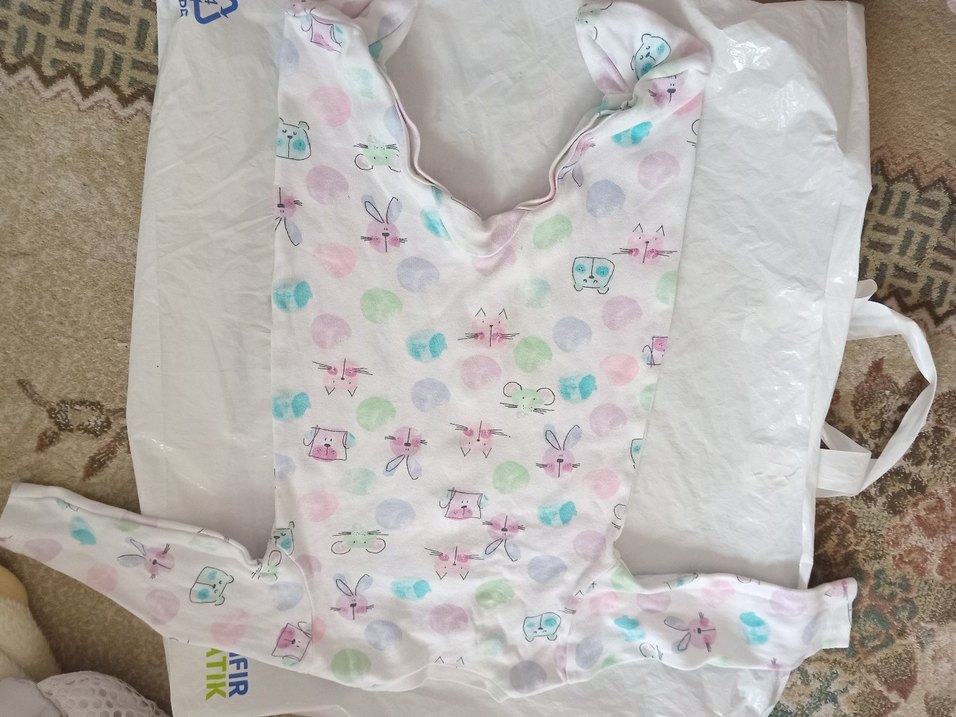 Pastel Renkli Bağlama Düğmeli Bebek Tulumu - Görsel 2