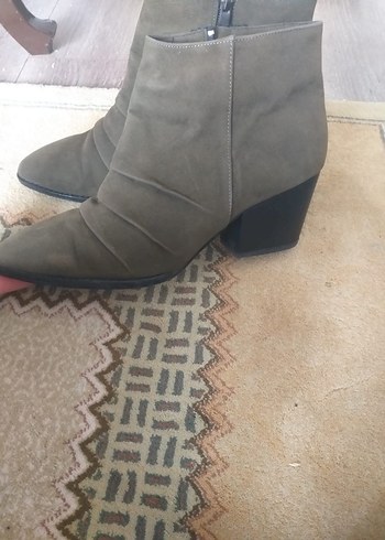 Kahverengi Süet Kadın Dolgu Topuklu Bot 40 numara - Görsel 2