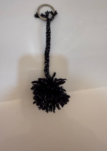 Ponponlu El Örgüsü Anahtarlık - Görsel 2