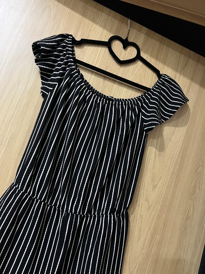 Siyah Çizgili Mini Tulum - Görsel 2