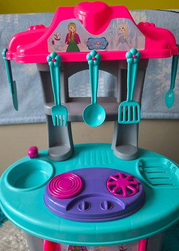 Buzlar Ülkesi Mutfak Seti 26 parça - Görsel 4