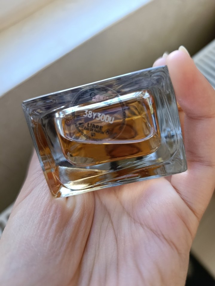 Yves Saint Laurent Libre Kadın Parfümü - Görsel 3