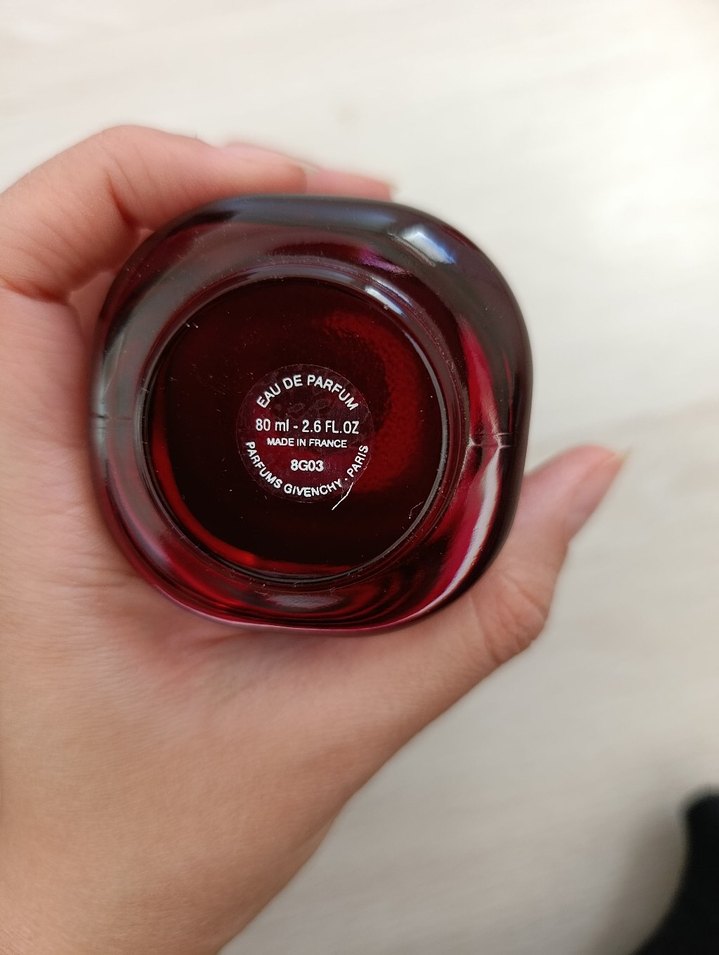 Givenchy L'Interdit Kadın Parfümü - Görsel 4