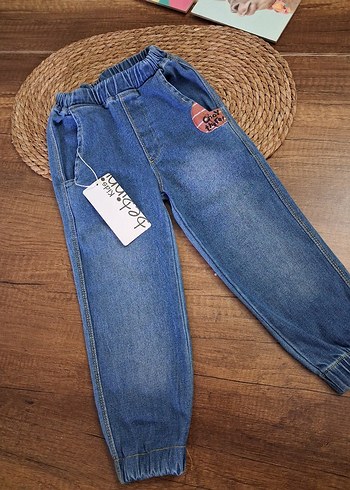 YENİ ETİKETLİ Erkek Çocuk Renkli Nakışlı Bol Kesim Denim JEAN