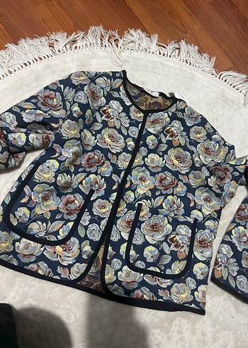 Gül desenli bluz - Görsel 4