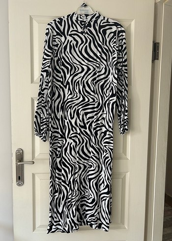 diğer Beden Zebra Desenli Uzun Kollu Kadın Elbise