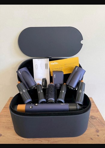 Dyson Airwrap Saç Şekillendirici 8 başlıklı