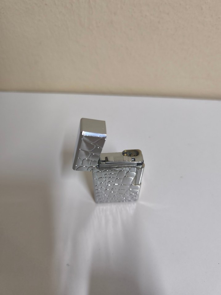 Dupont Çakmak ve Patek Philippe Saat - Görsel 4