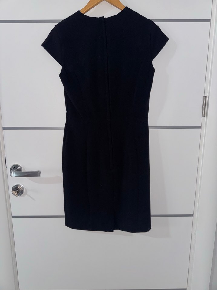 Siyah Kısa Kollu Elbise - Görsel 4