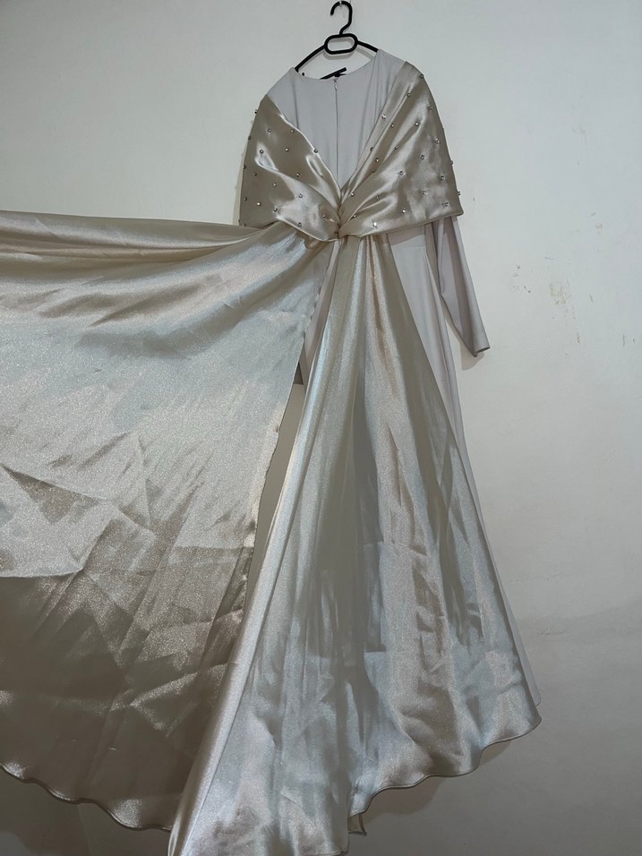 Beyaz Uzun Drapeli Kadın Gelinlik.  Nikahlık nişanlık   Düğünlük - Görsel 4